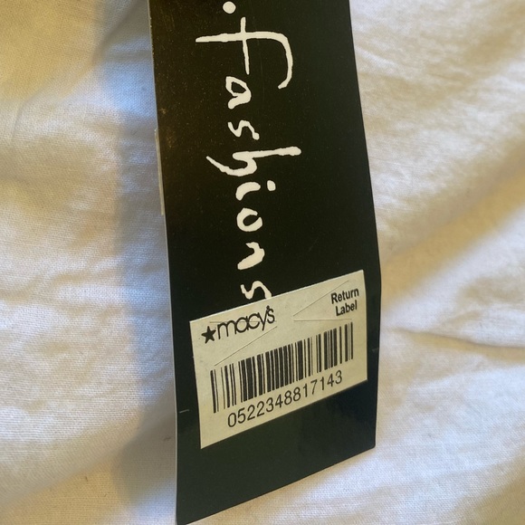 NWT dress perfect for spring and summer💜 - Picture 4 of 9